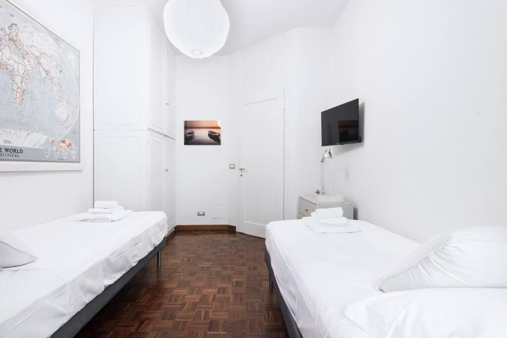 Easylife - Elegance A Few Steps From Citylife Next To M2 Pagano Milán