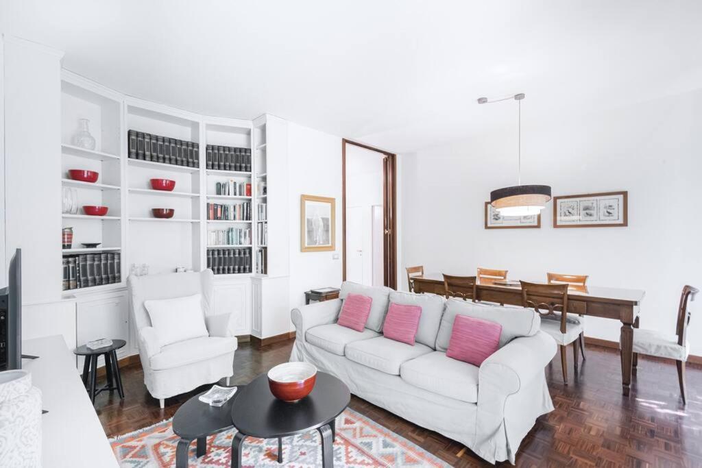 Easylife - Elegance A Few Steps From Citylife Next To M2 Pagano Milán