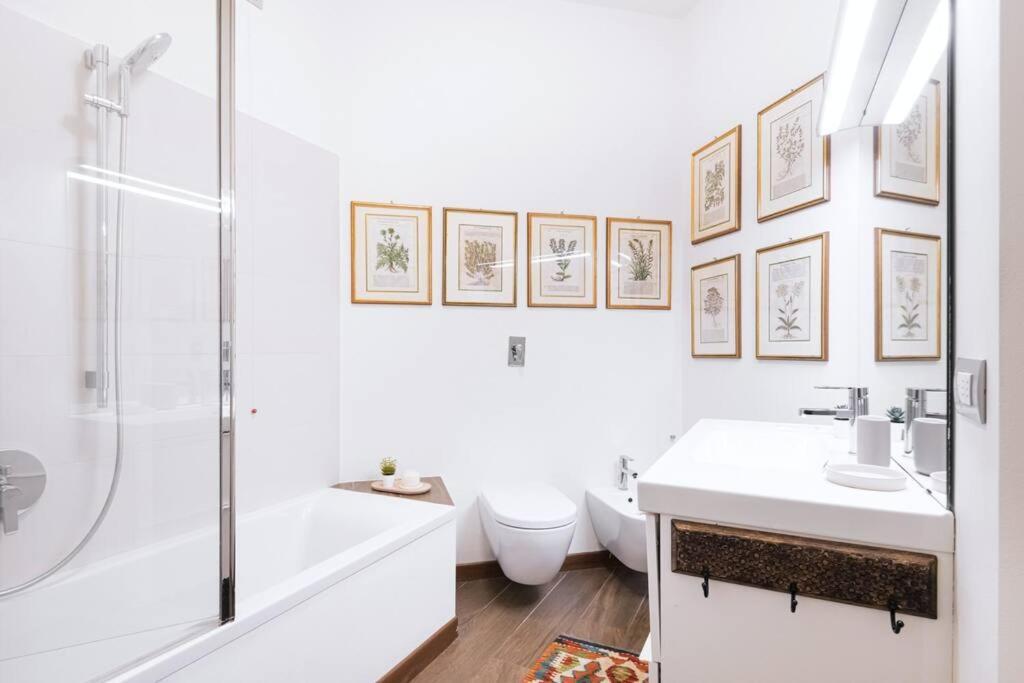 Apartamento Easylife - Elegance A Few Steps From Citylife Next To M2 Pagano